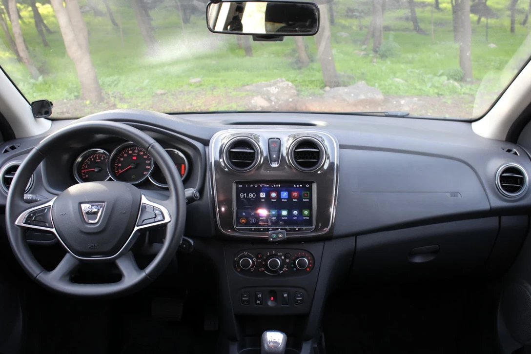 1616017-דאציה סנדרו - מבחן דרכים (0.96 ל טורבו רובוטי) (3).jpg