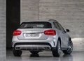 1668547-Mercedes-Benz-GLA-Class-2016-10.jpg