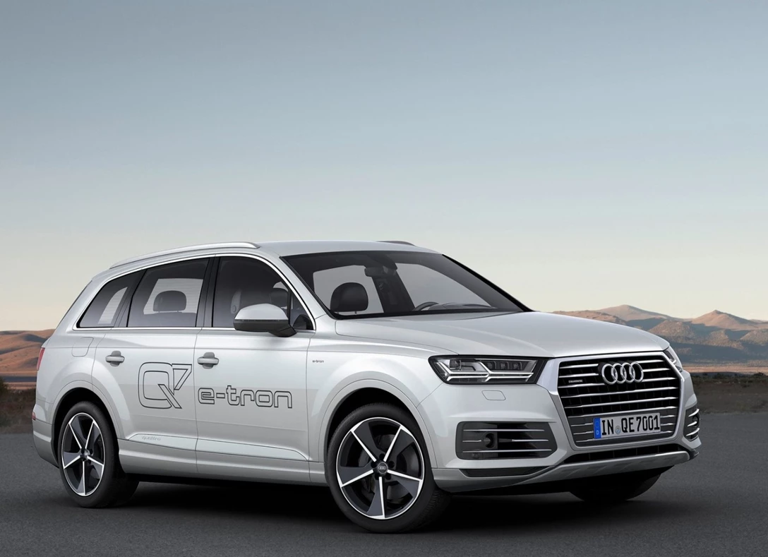 1648487-Audi-Q7-2017-03.jpg