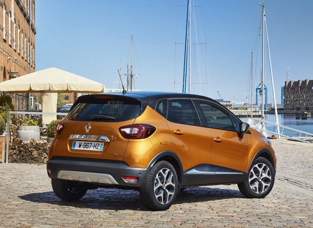 1643830-Renault-Captur-2019-03.jpg