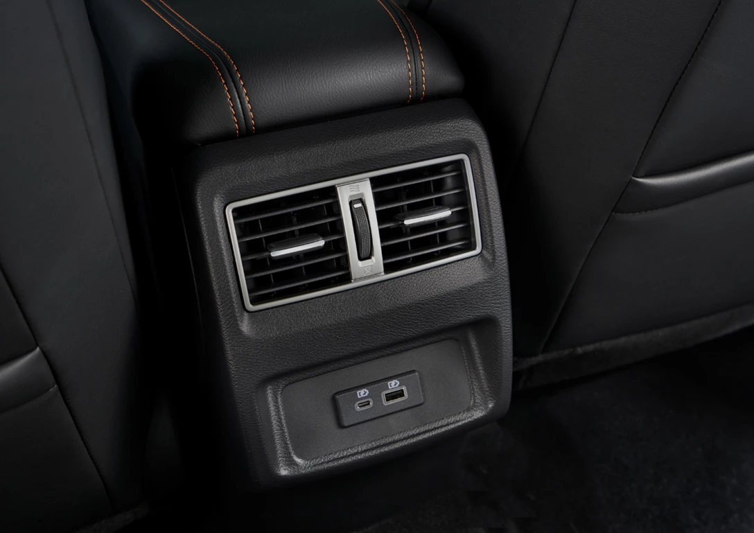 1607676-2019 Nissan Maxima-27.jpg