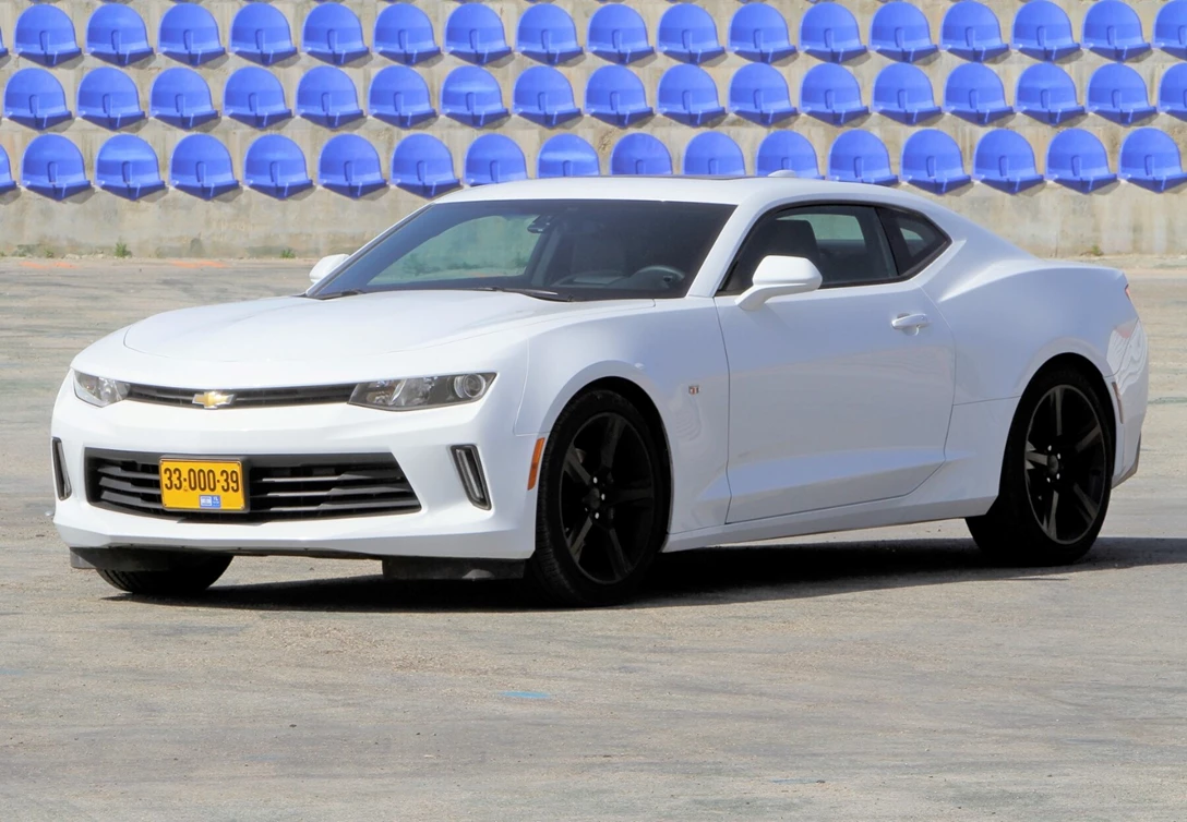 1660967-Chevrolet-Camaro-2018-01.jpg