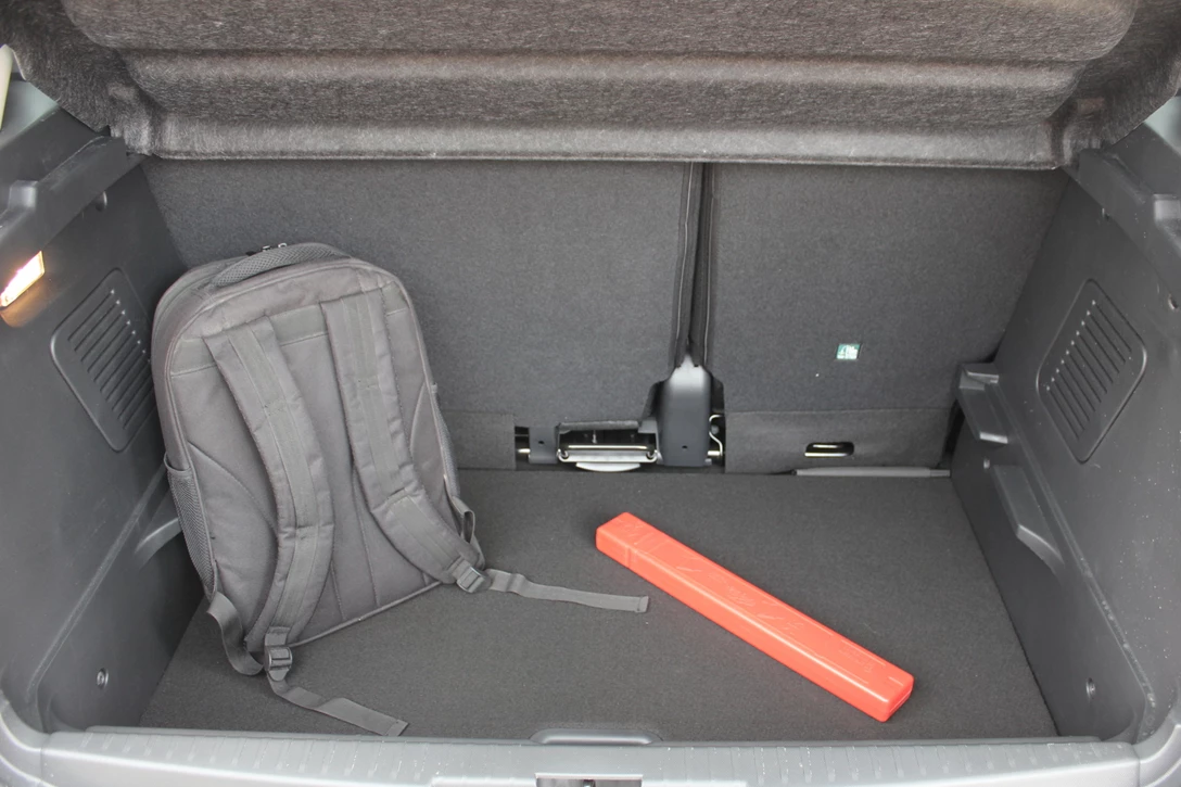 1589595-רנו קפצור מבחן דרכים דיזל גר (2).JPG