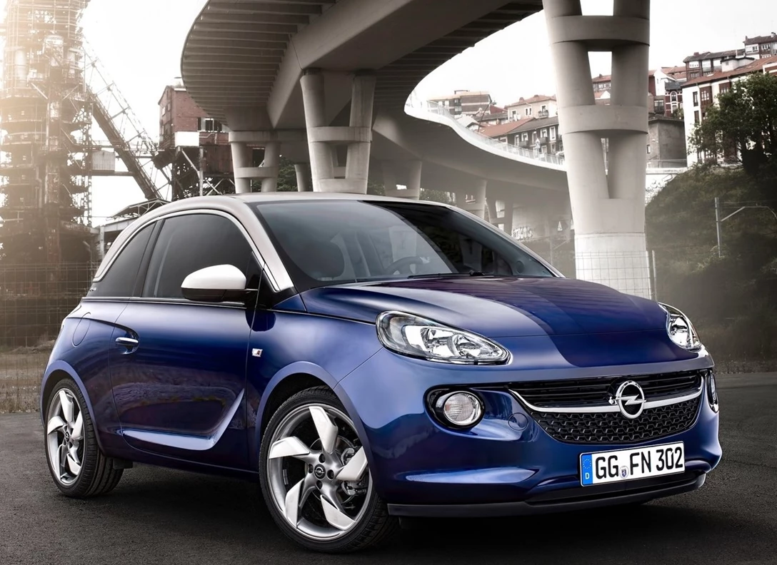 1658940-Opel-Adam-2016-01.jpg