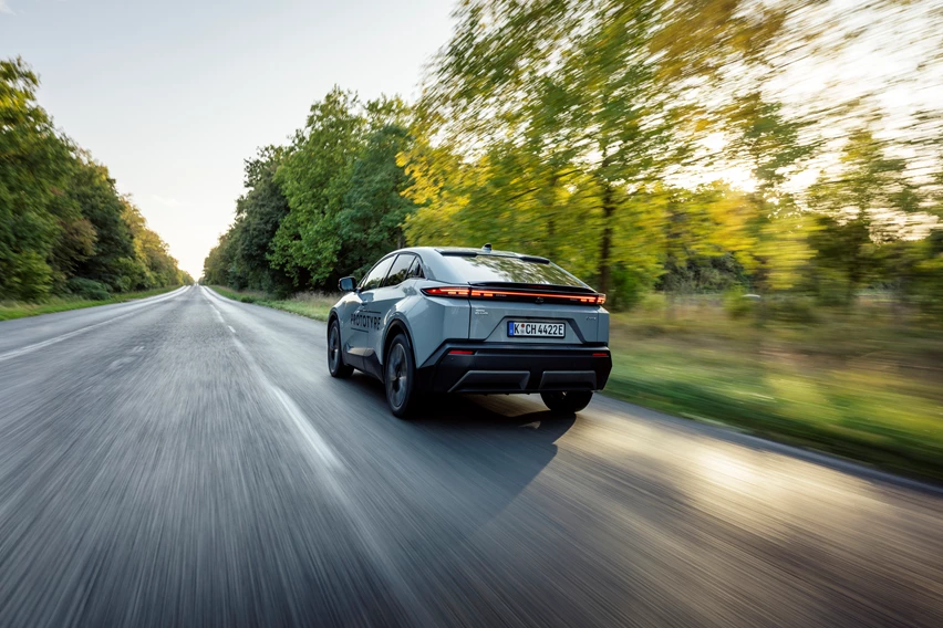 2026_CHR+_Mid+ Grade Cement Grey Monotone_Dynamic_003.jpg