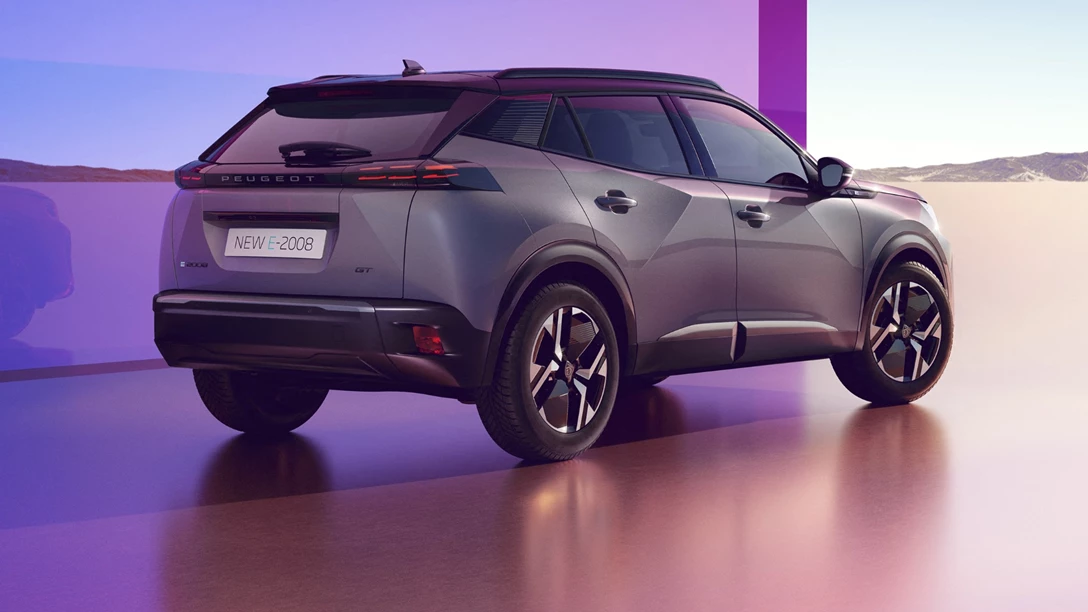 1682020-PEUGEOT_E-2008_2023_EXT (5)-min.jpg