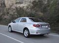1652730-Toyota-Corolla-2011-02.jpg