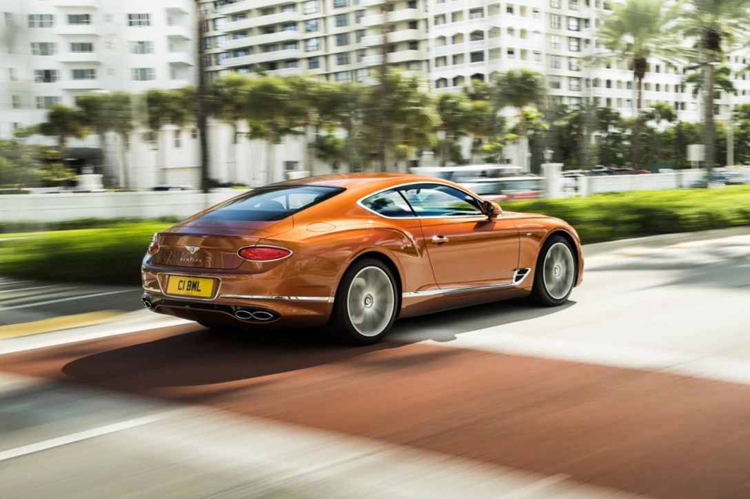 1614108-Bentley Continental GT V8 9.jpg