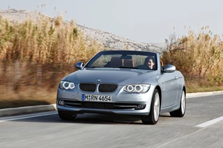 ב.מ.וו 3 קופה/קבריו 2011