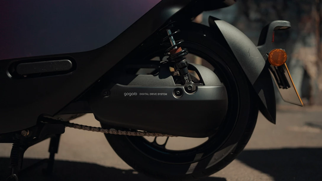 1669419-gogoro 2022.00_14_22_24.Still018 copy.jpg