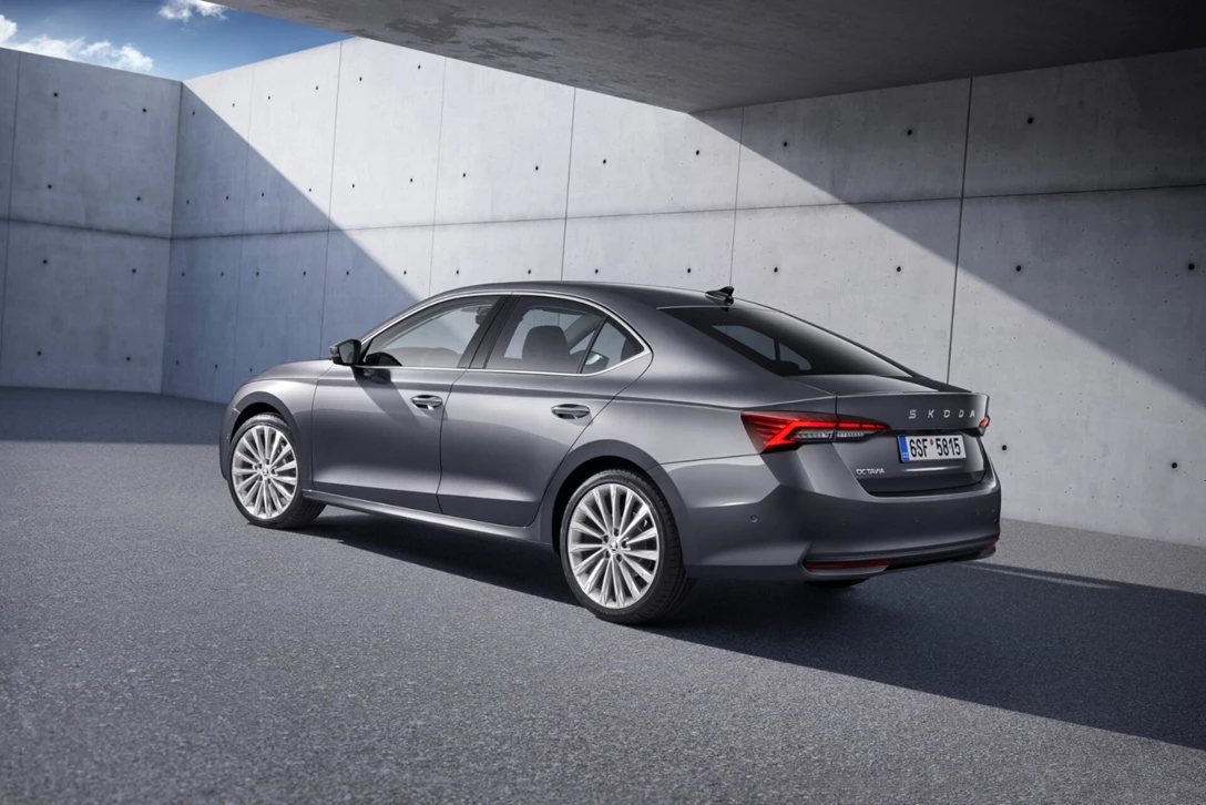 1693089-28_skoda_octavia_5cff9256-1920x1281-min.jpg