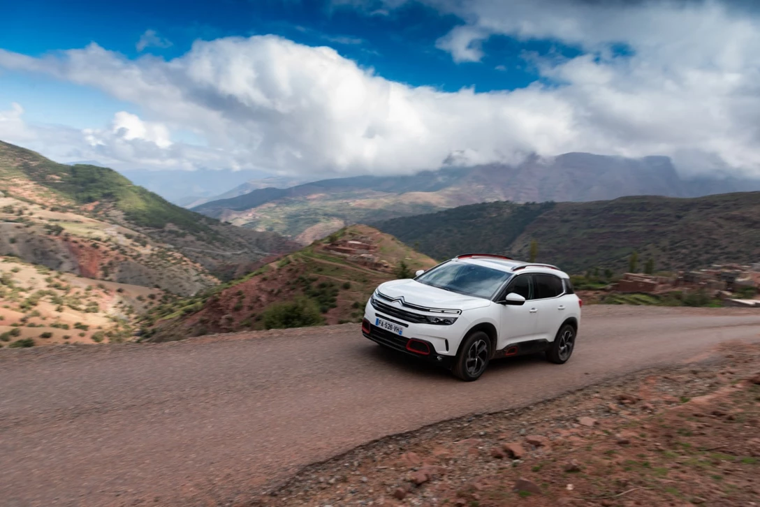 1608929-סיטרואן C5 איירקרוס מבחן דרכים השקה (9).jpg