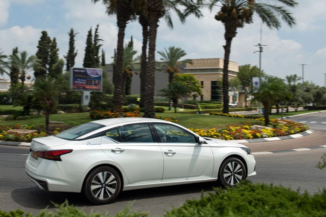 1620925-08-BY BENNY DOUTSH-18.jpg