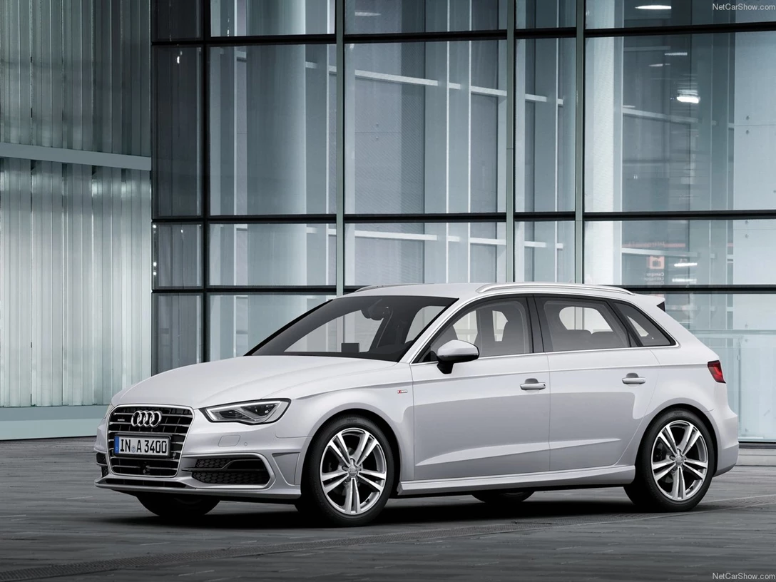 1646104-Audi-A3_Sportback_S-Line-2014-1280-14.jpg
