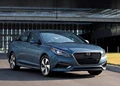 1647574-Hyundai-Sonata_Hybrid-2015-02.jpg