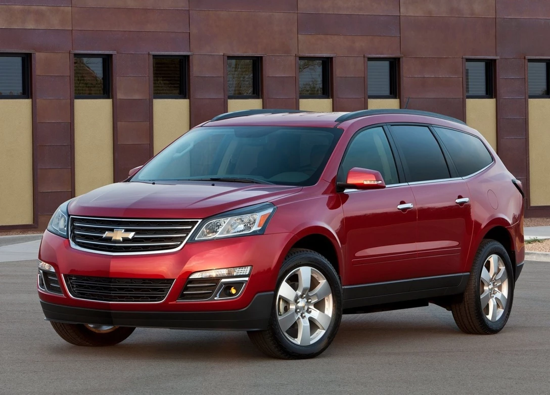 1647437-Chevrolet-Traverse-2016-01.jpg