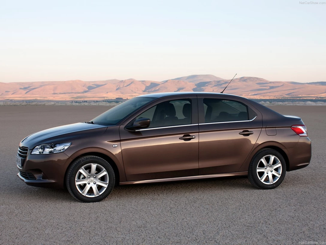 1588217-Peugeot-301 4.jpg