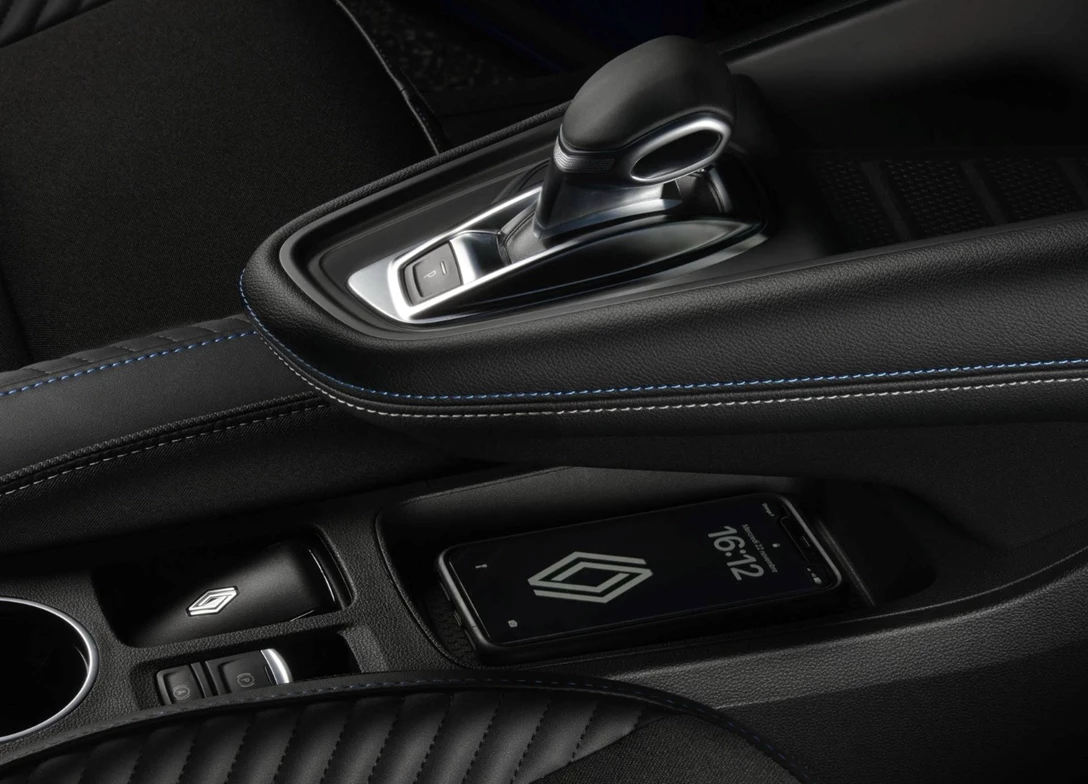 1707041-Renault-Captur E-Tech Hybrid-2025 (9).jpg