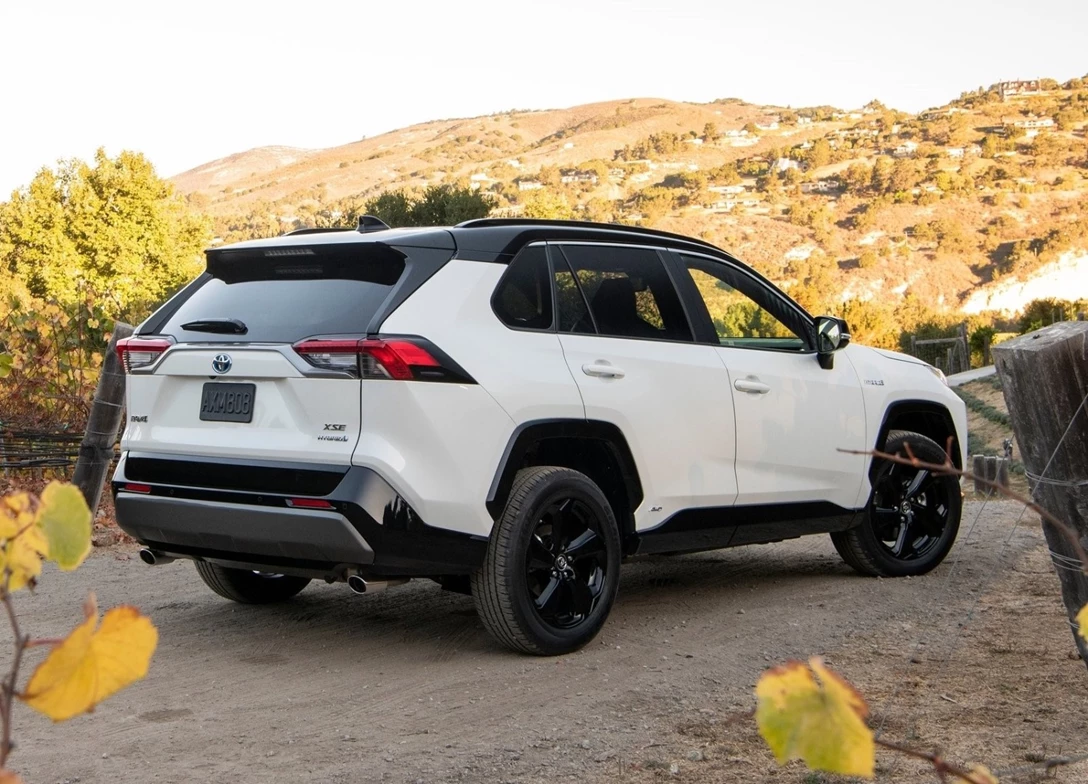 1638181-Toyota-RAV4_Hybrid-2021-03.jpg