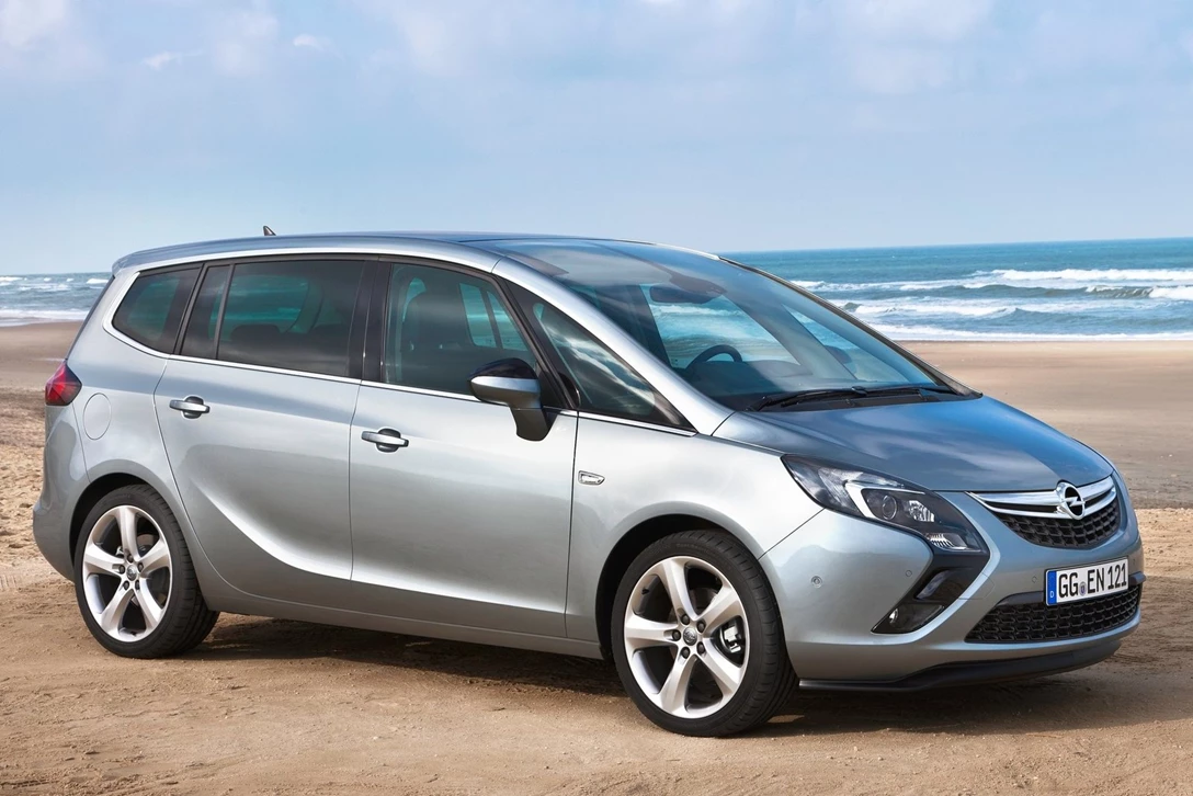 1592843-סקירת מיניוואנים (9).jpg