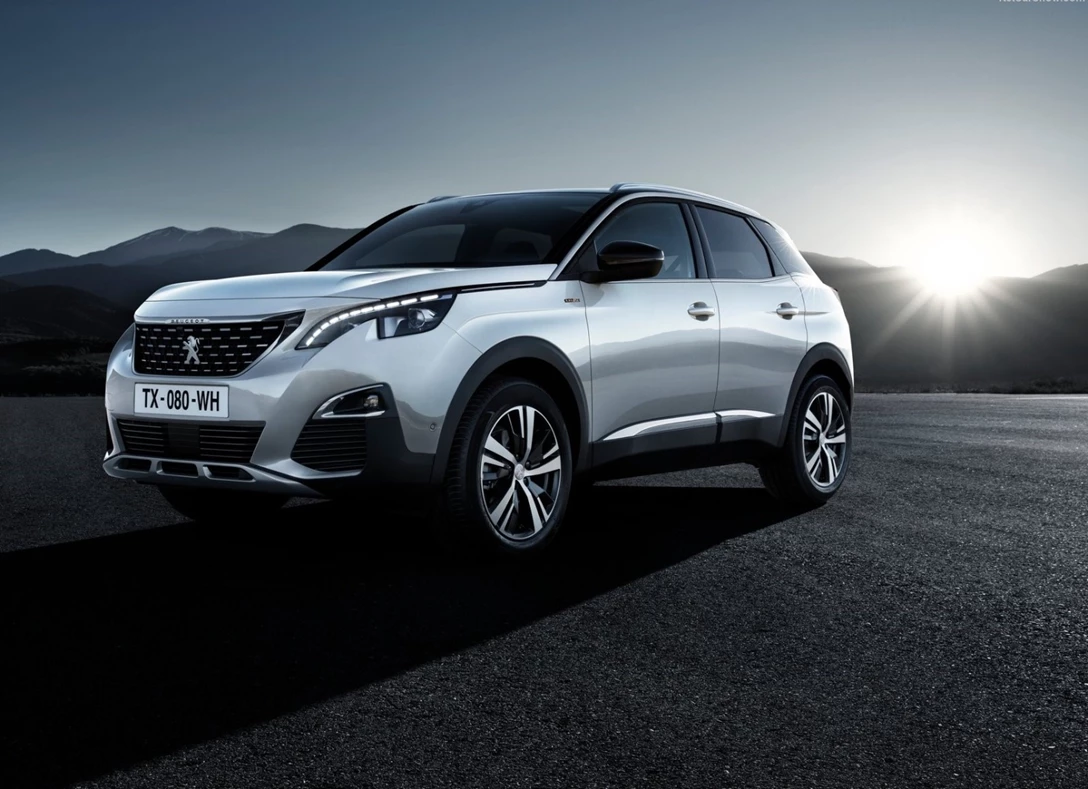 1638856-Peugeot-3008-2020-03.jpg