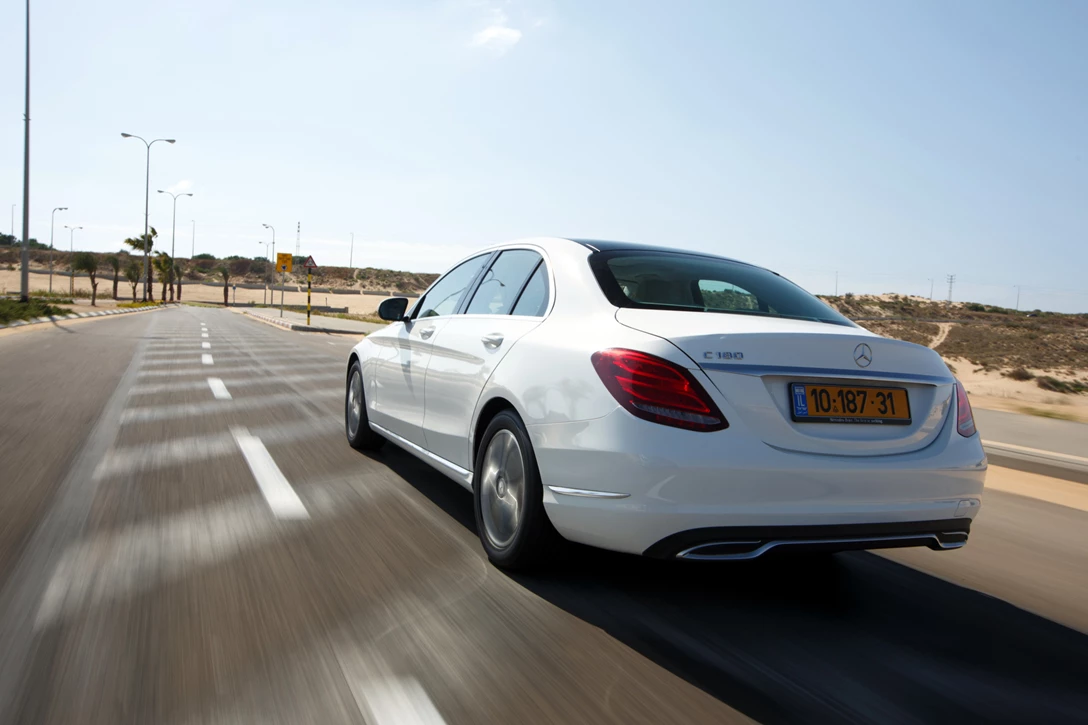 1697951-merc C 1450 (4).jpg