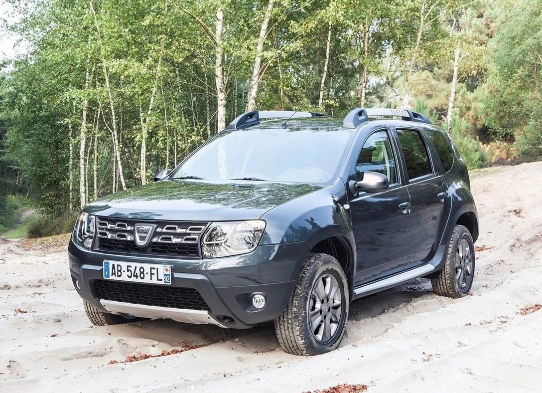 1639375-Dacia-Duster-2016-05.jpg