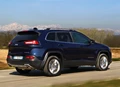 1686223-Jeep-Cherokee-2015-02.jpg