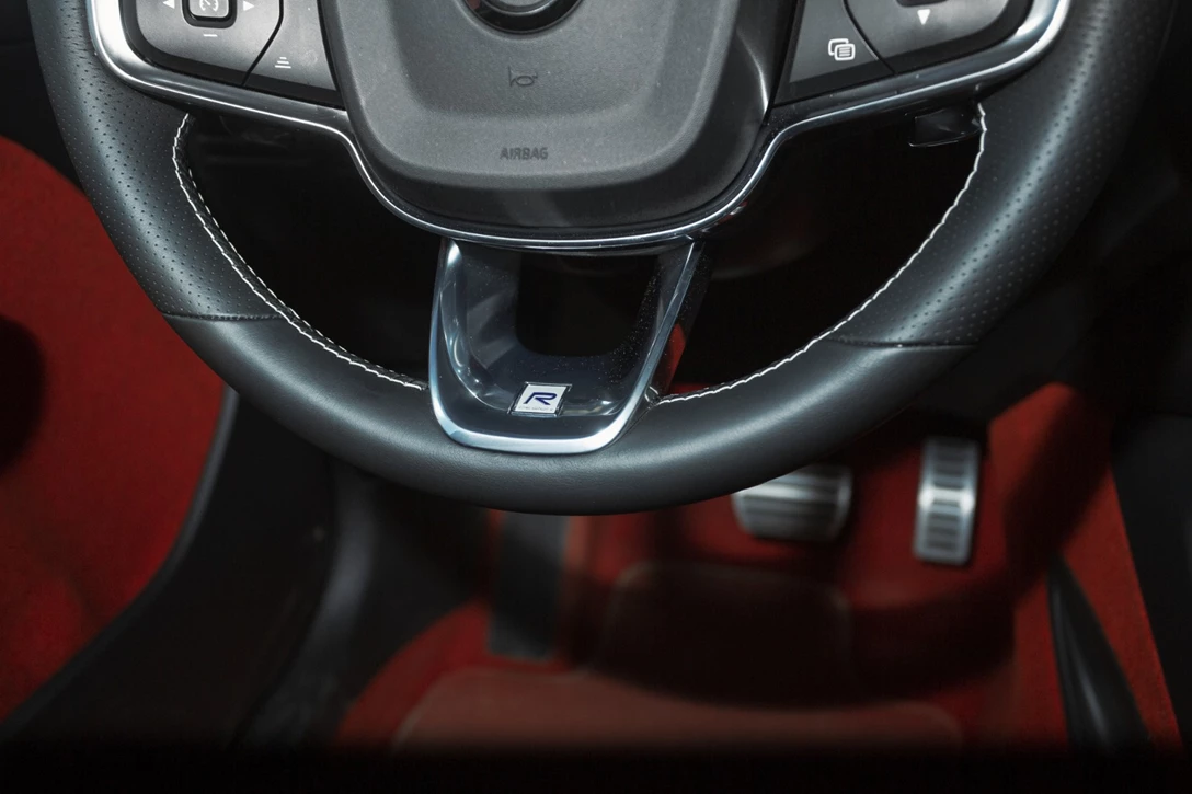 1597736-וולוו XC40 מבחן דרכים (16).jpg