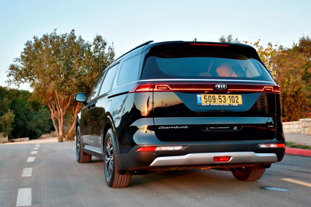 1652564-CARNIVALV6 - 10.jpeg