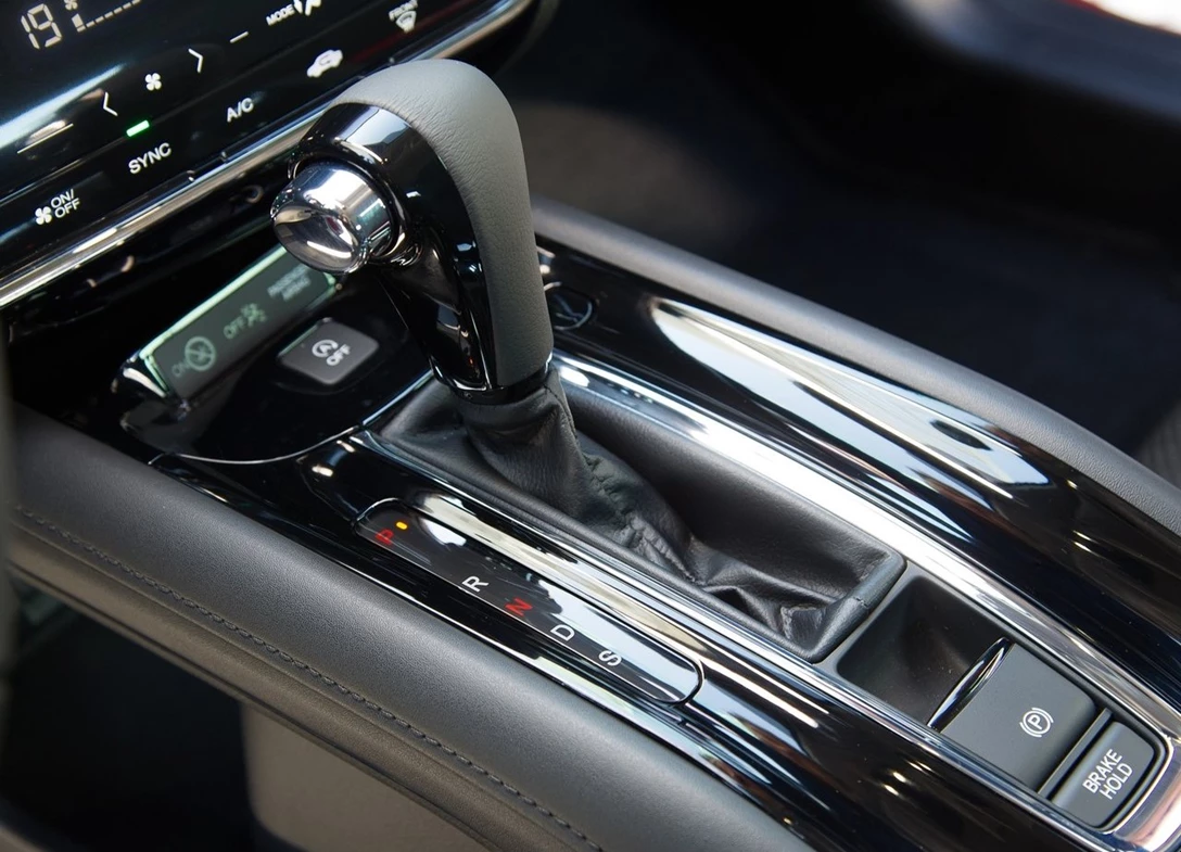 1645303-Honda-HR-V_EU-2016 (17).jpg