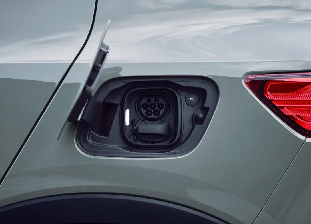 1693379-Volvo-XC40-Recharge-2024-14.jpg