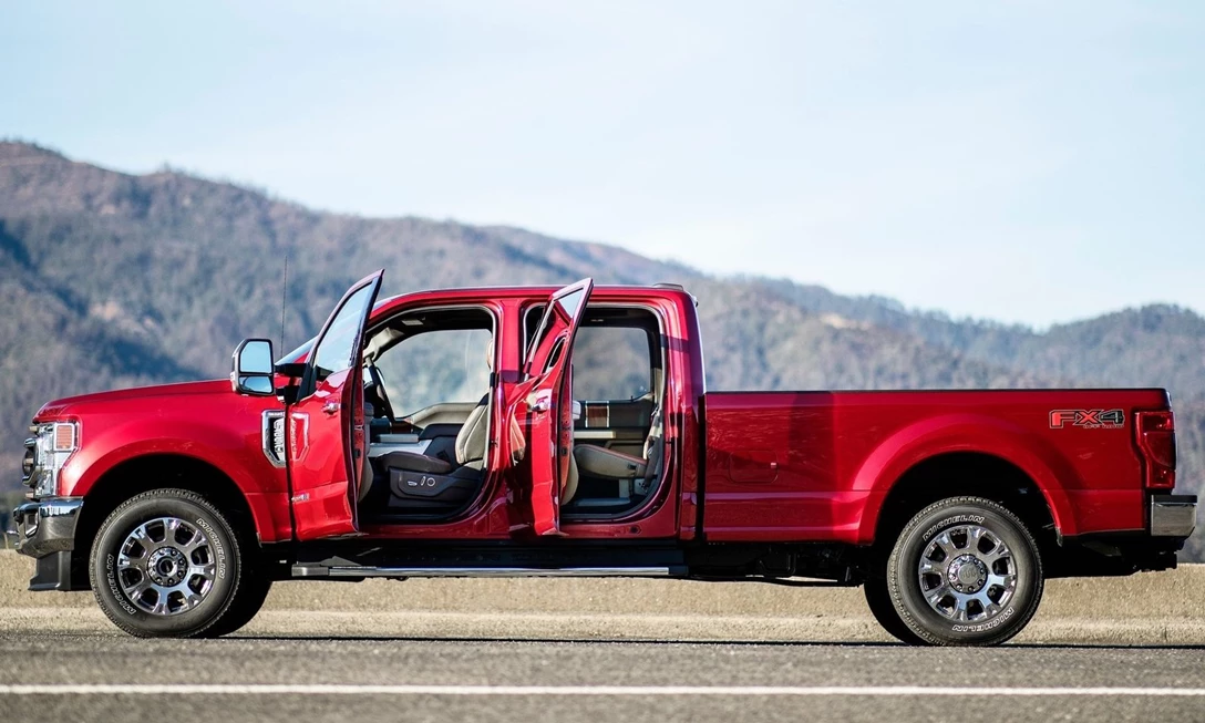 1634085-Ford-F-Series_Super_Duty-2020-1600-0b.jpg