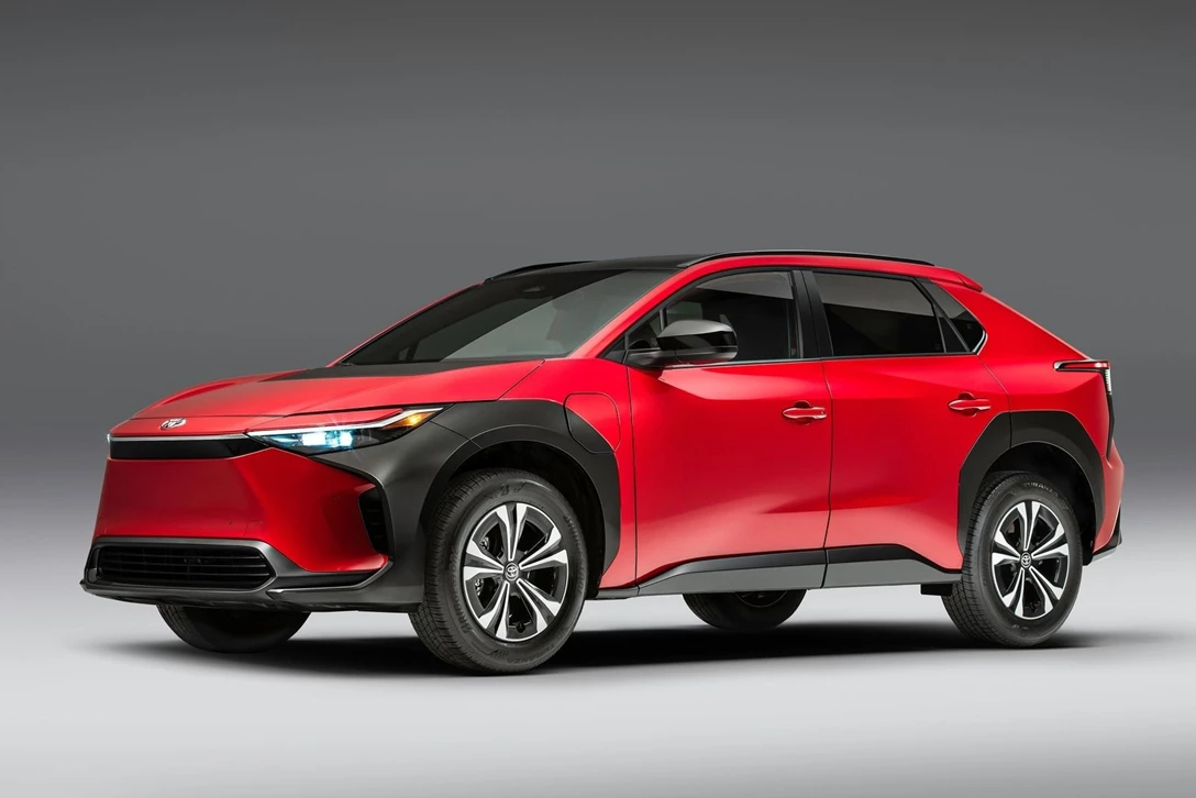 1659630-Toyota-bZ4X-2023-1600-0b.jpg