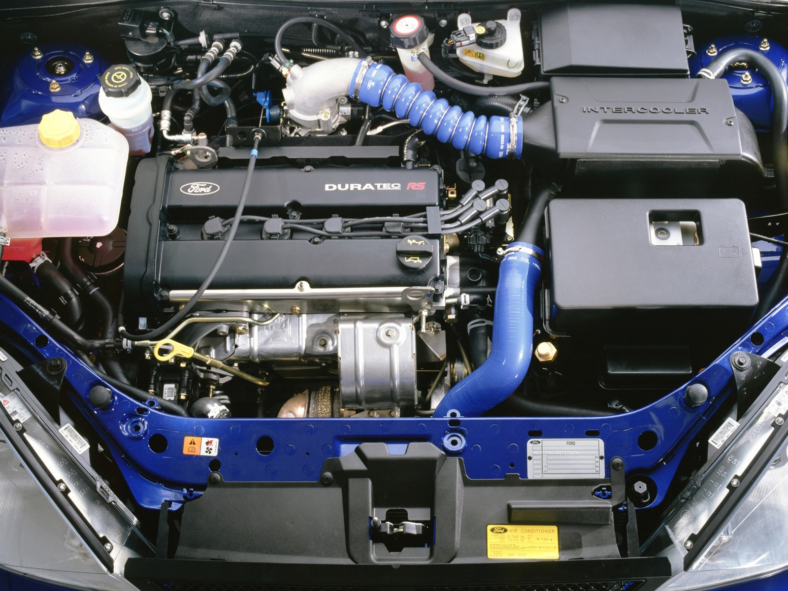 16031015_ford_focus_5.jpg