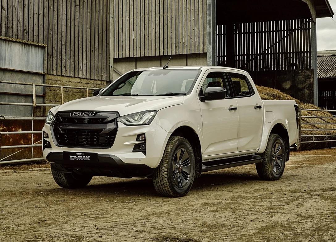 1698964-Isuzu-D-Max-2024-04.jpg