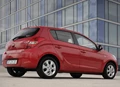 1651368-Hyundai-i20-2010-09.jpg