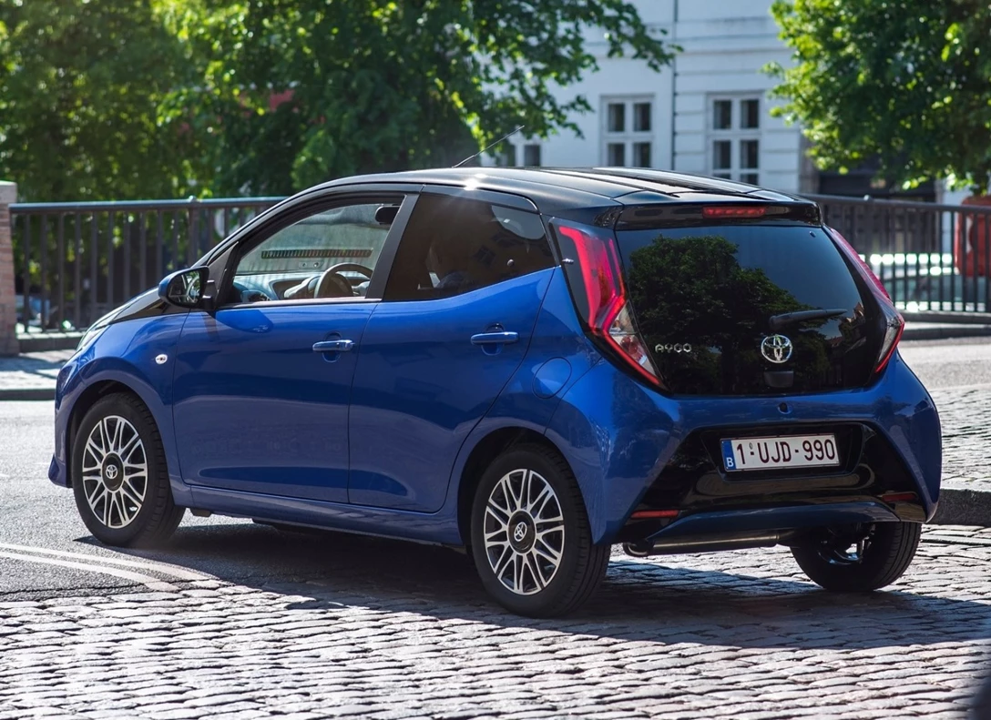 1648170-Toyota-Aygo-2020-02.jpg