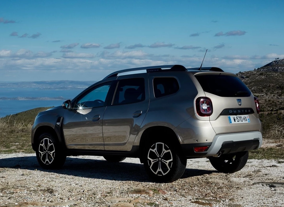 1639338-Dacia-Duster-2019-04.jpg
