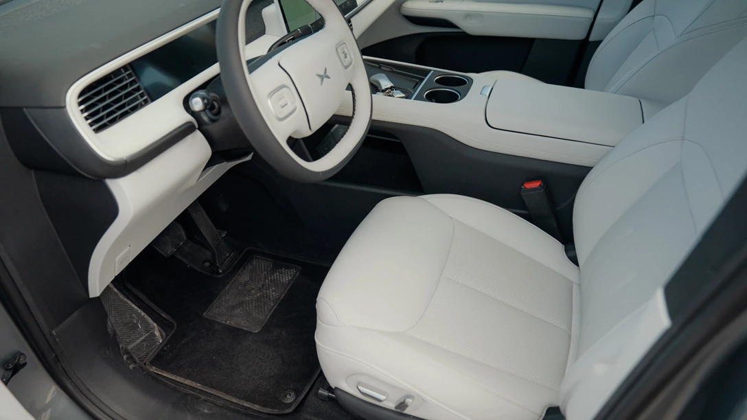 1701425-Xpeng G6 2024.00_36_53_13.Still067.jpg