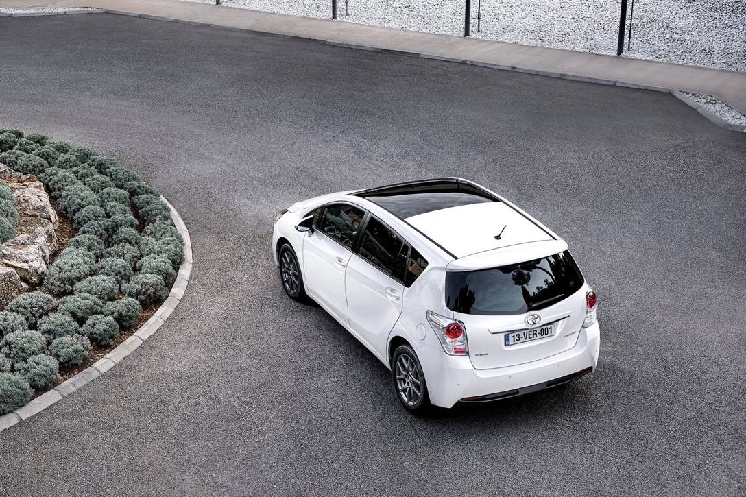 טויוטה ורסו