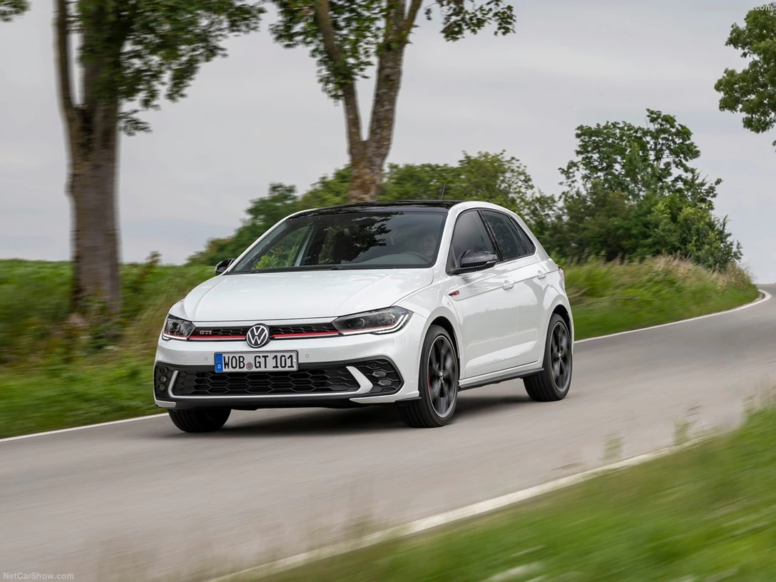 1663976-Volkswagen-Polo_GTI-2022-1280-05.jpg