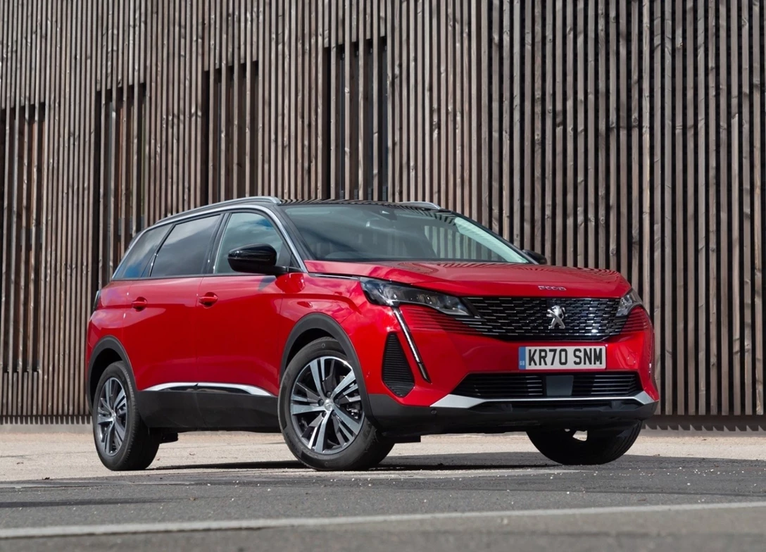 1640800-Peugeot-5008-2021-03.jpg