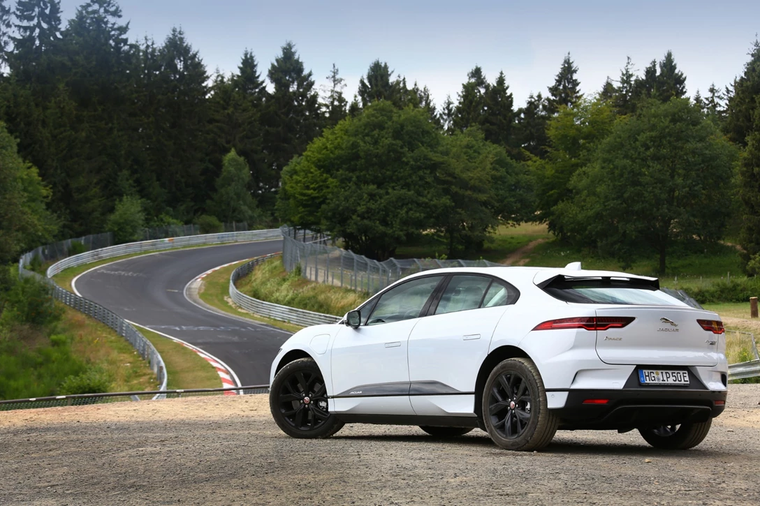 1603742-יגואר i פייס השקה עולמית (2).jpg