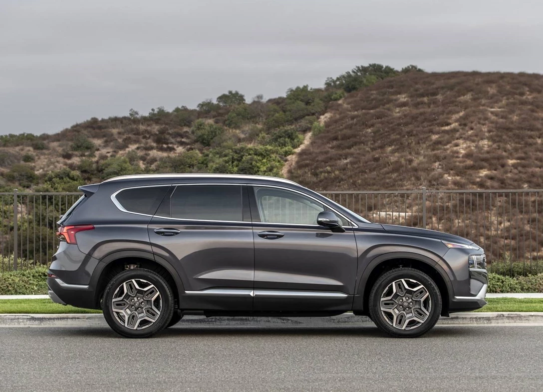 1694626-Hyundai-Santa_Fe-2024-01.jpg