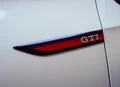 1657561-Volkswagen-Golf_GTI-2022-08.jpg