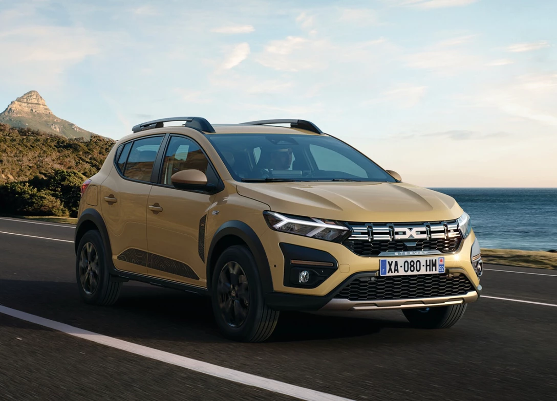 1701667-Dacia-Sandero-Stepway-2024-01.jpg