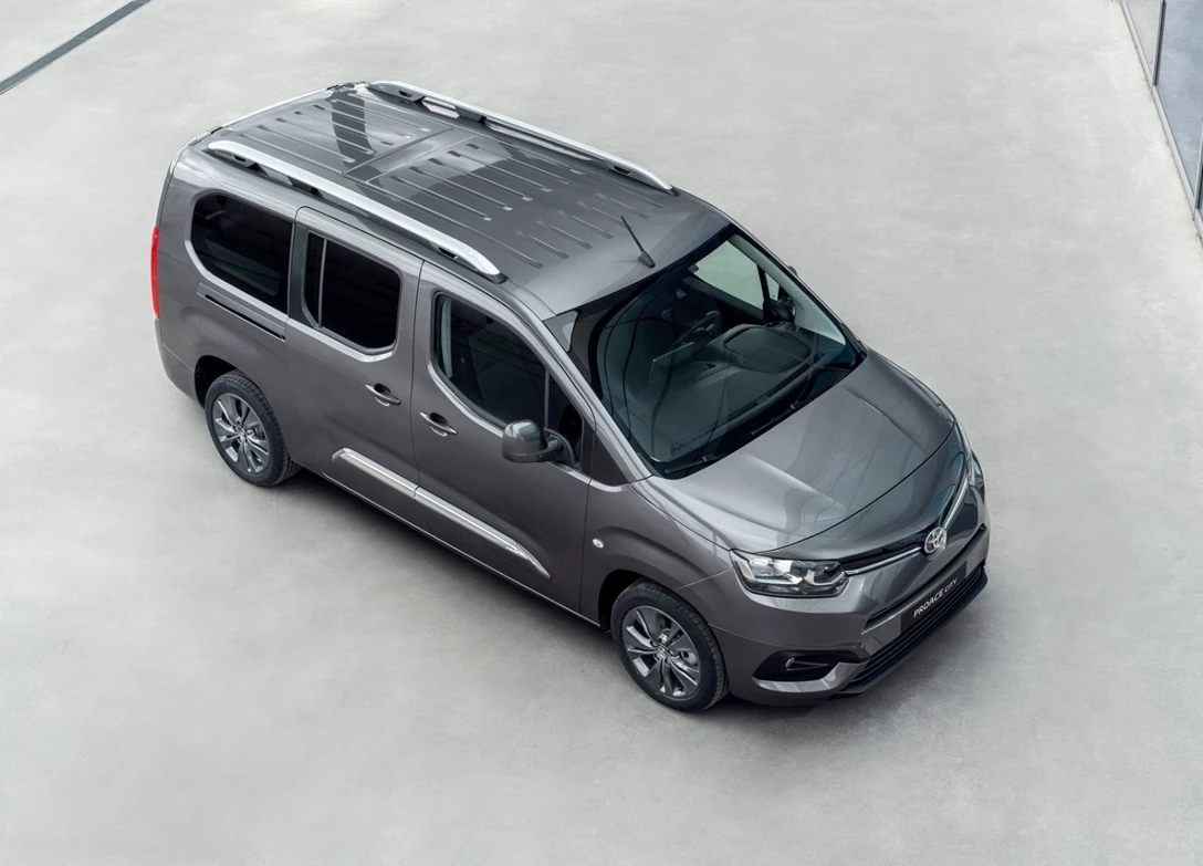 1660774-Toyota-ProAce_City_Verso-2022-01.jpg