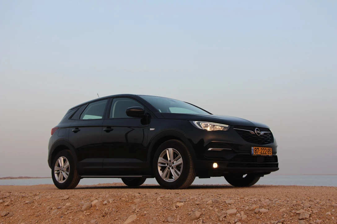 1593539-אופל גרנדלנד X (3).JPG