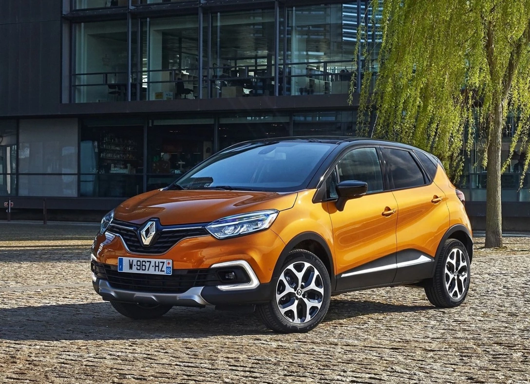 1643813-Renault-Captur-2020-09.jpg